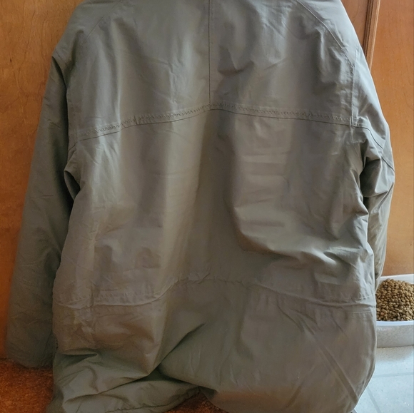 Lands End Men's Winter Jacket - Picture 2 of 5
